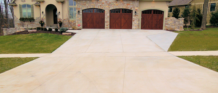 Residential & commercial concrete flatwork; epoxy coating; decorative, stamped & stained concrete; 
		cement design & repair for West Michigan.